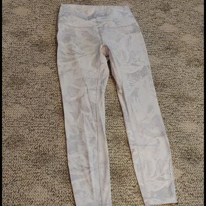 Wunder under 25" tropical shadow starlight multi